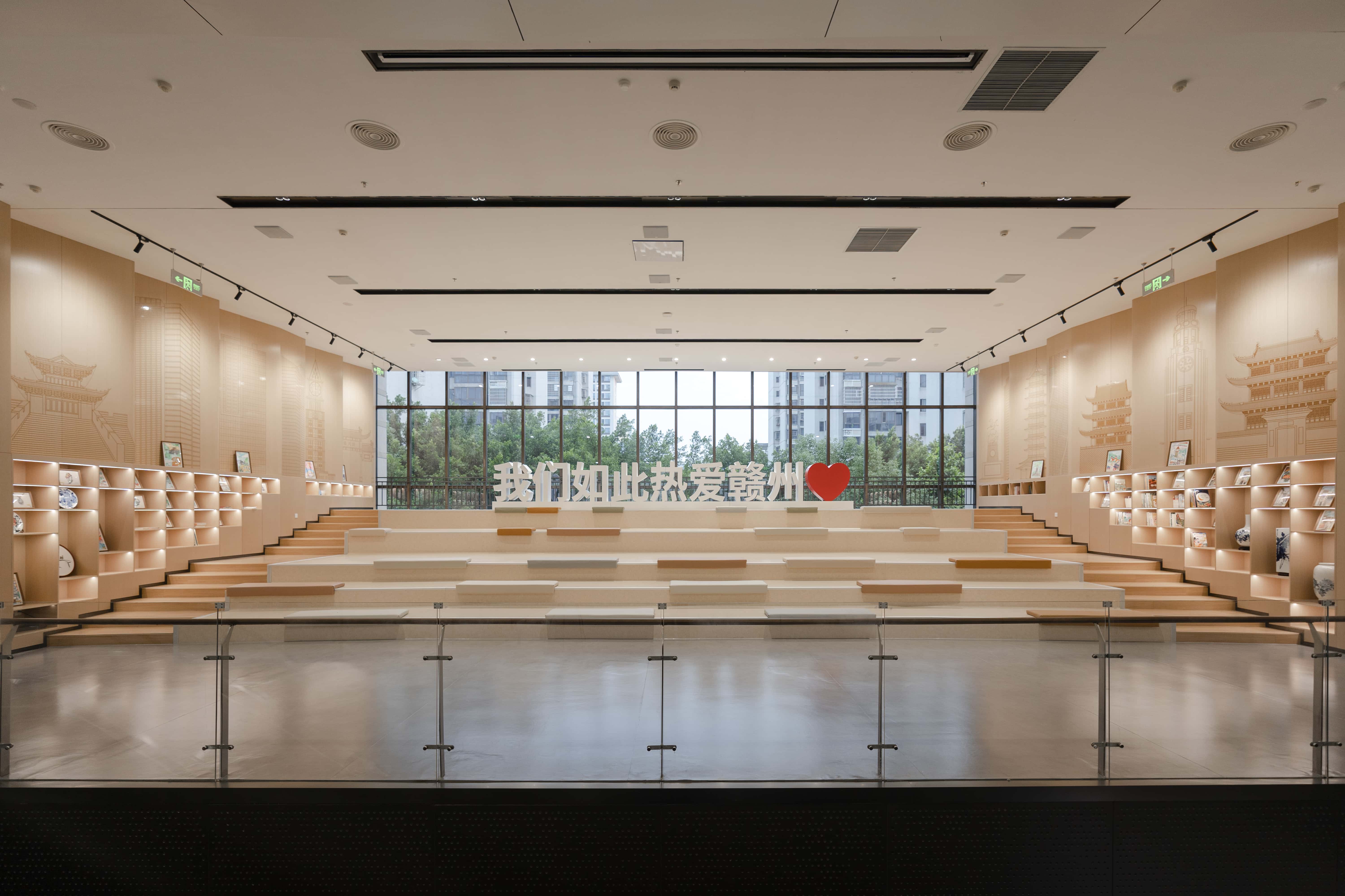 Transforming the original lecture hall into an open exhibition hall public space to provide cultural activity venues for citizens.